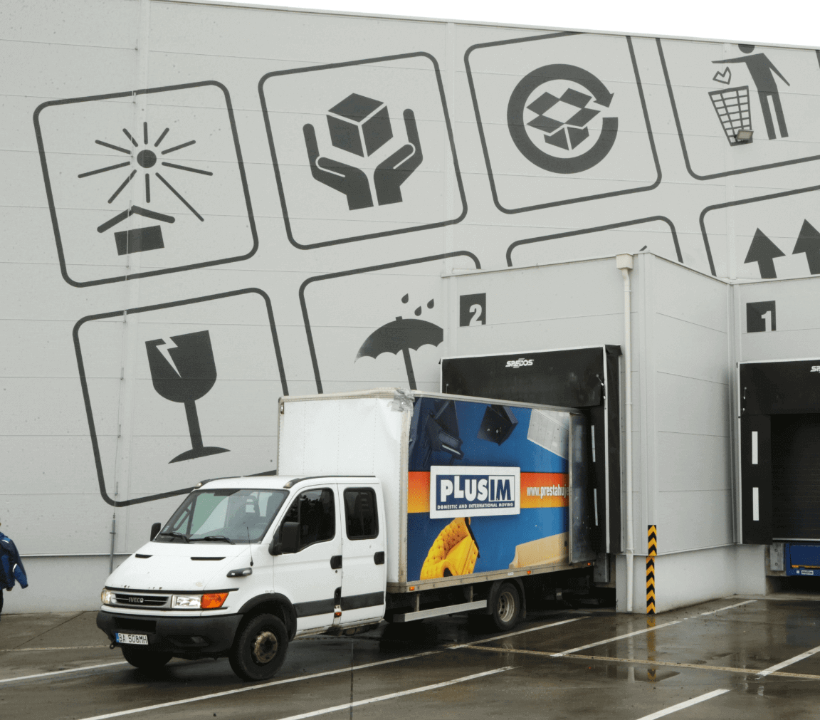 White PLUSIM van